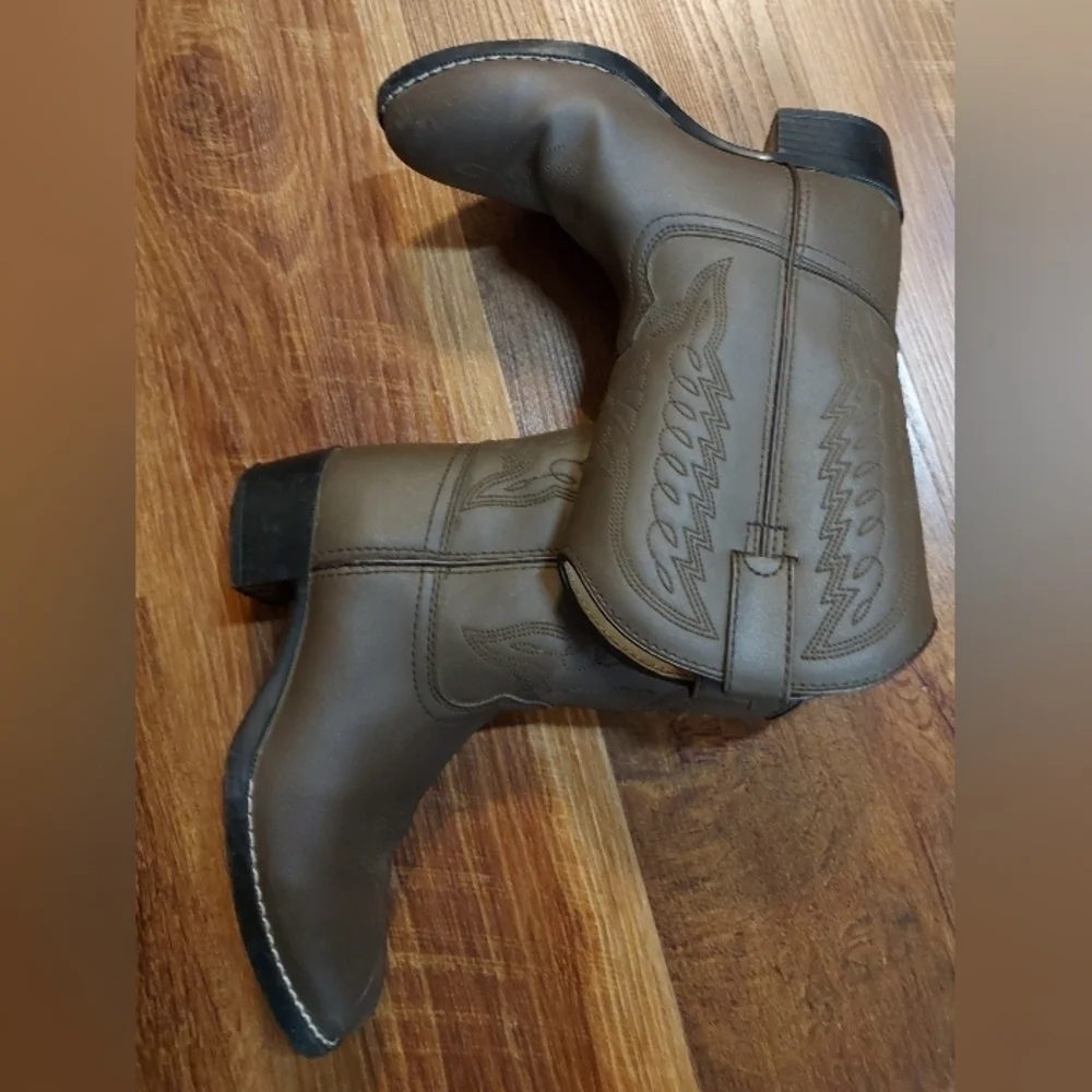 Durango Cowboy boots 2D tan